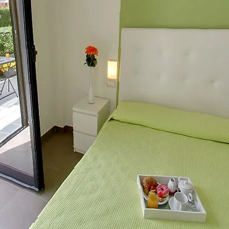 Riviera Palace 3* Loano