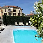 公寓式酒店 Riviera Palace 3*