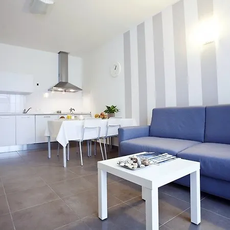 Aparthotel Riviera Palace 3*